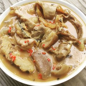 Ofe-Nsala-White-Soup with Pounded yam
